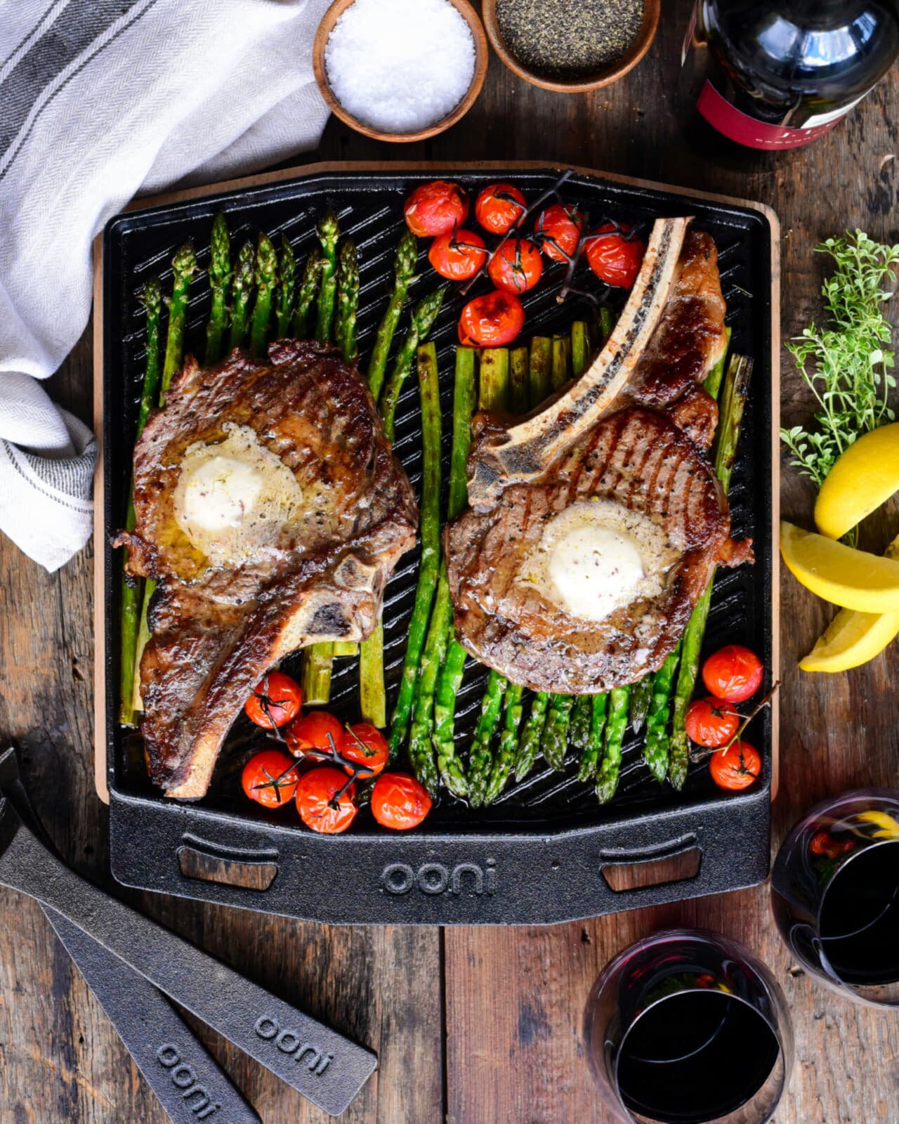 Ooni doppelseitige Grillpfanne aus Gusseisen