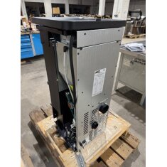 Pelletofen MCZ MIDA Air 8 R 5S (Anschluss hinten) - 8 kW - B-WARE