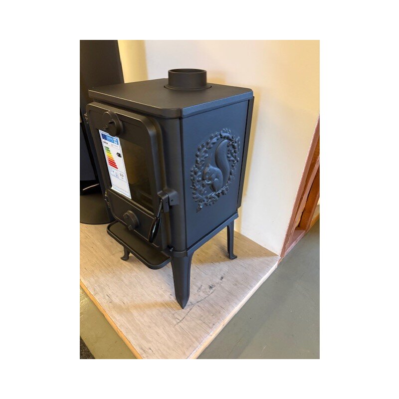 Kaminofen Gussofen Morsoe 1412 mit Eichhörnchen - 5 kW - AUSSTELLUNGSSTÜCK