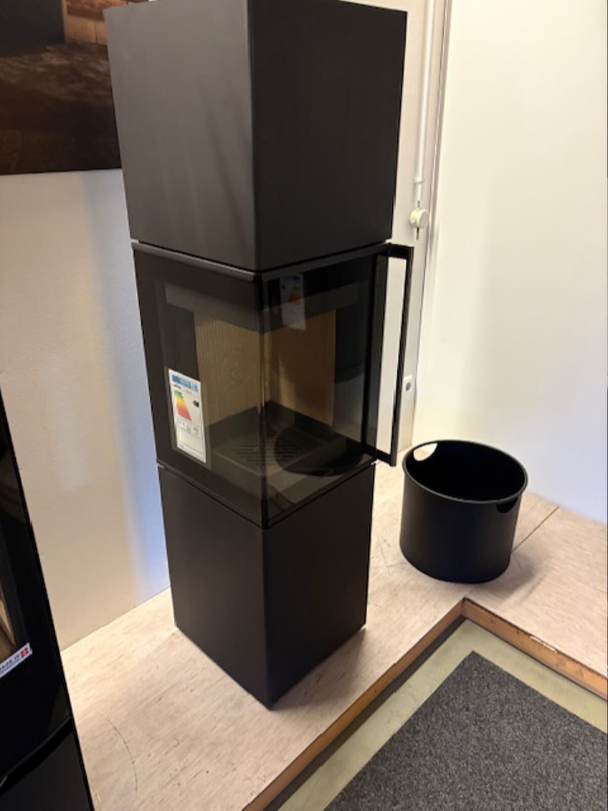 Kaminofen Morsoe 4340 - Eck - 4,7 kW - AUSSTELLUNGSSTÜCK