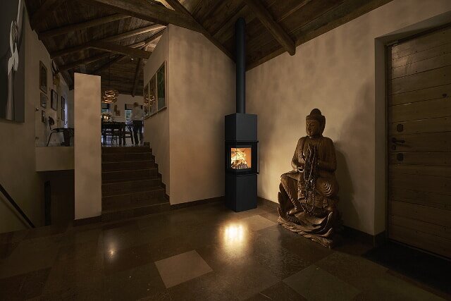 Kaminofen Morsoe 4340 - Eck - 4,7 kW - AUSSTELLUNGSSTÜCK