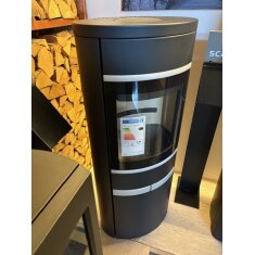 Kaminofen SCAN 68-14 mit langen Stahlseiten, Griffe und...