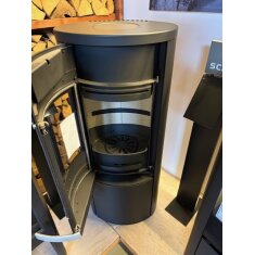 Kaminofen SCAN 68-14 mit langen Stahlseiten, Griffe und Leisten Aluminium - 5,5 kW - Schwarz - AUSSTELLUNGSSTÜCK