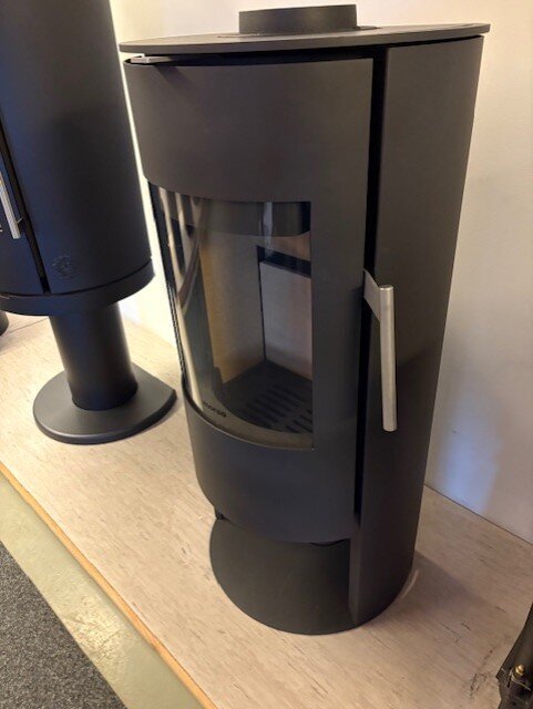 Kaminofen Morsoe 4043 mit Holzfach - 5 kW - AUSSTELLUNGSSTÜCK