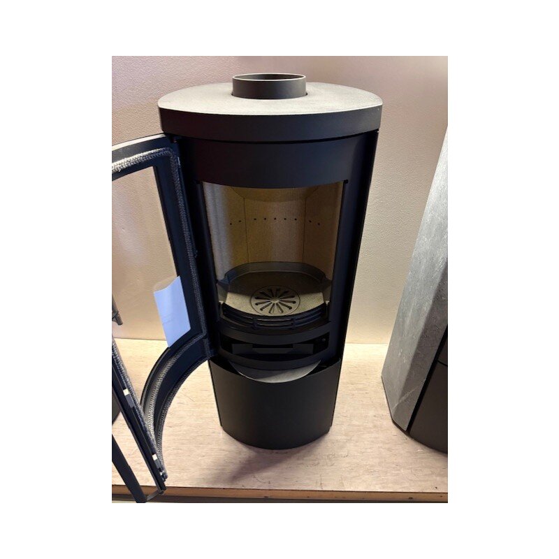 Kaminofen Jydepejsen Cozy Modern mit Seitenfenster - Stahl - 6 kW - Schwarz, DuplicAir Luftrad Edelstahl - AUSSTELLUNGSSTÜCK