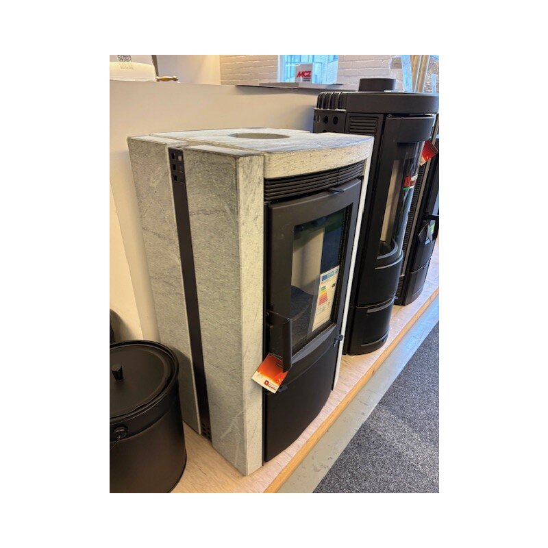 Kaminofen La Nordica Ester BII - Naturstein - 7,5 kW - AUSSTELLUNGSSTÜCK