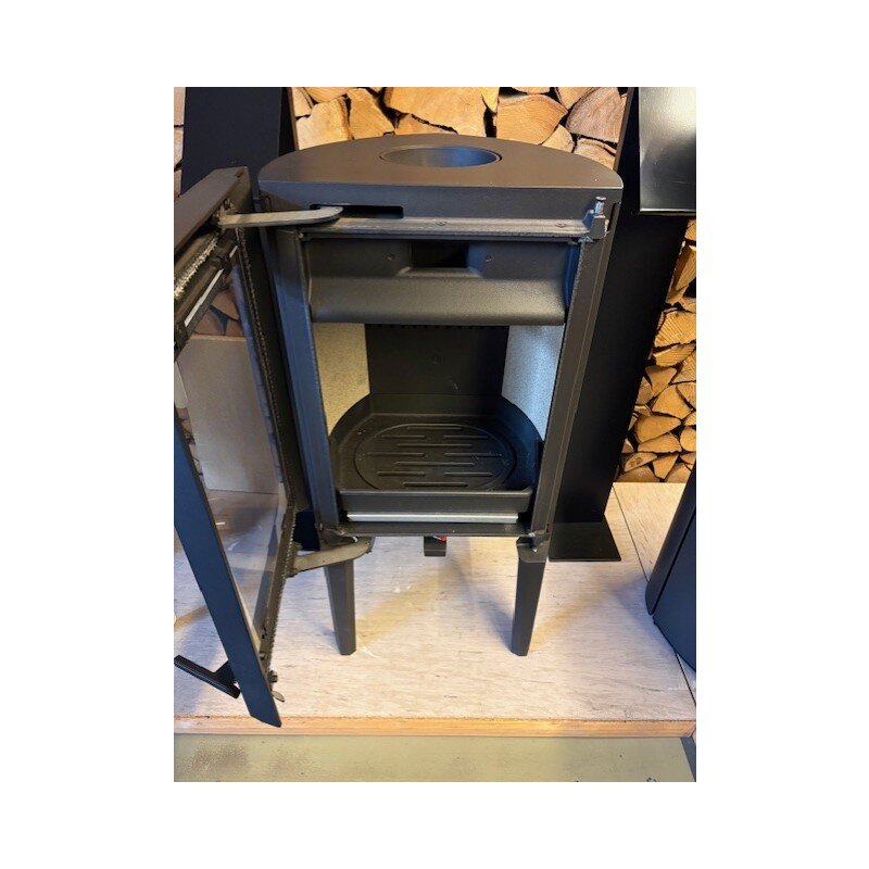 Kaminofen Gussofen Jotul F 162 - 5 kW - schwarz lackiert (BP) - AUSSTELLUNGSSTÜCK