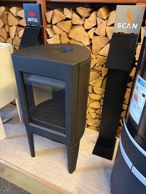 Kaminofen Gussofen Jotul F 162 - 5 kW - schwarz lackiert (BP) - AUSSTELLUNGSSTÜCK