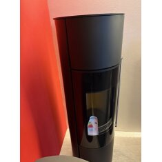 Kaminofen Jydepejsen Omega High - 7 kW - mit Soft- Close - Schwarz - AUSSTELLUNGSSTÜCK