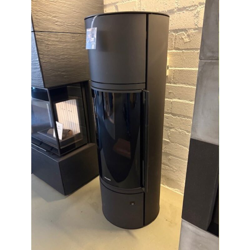 Kaminofen Oranier Arena W+ 2.0 pureBLACK - 7 kW - AUSSTELLUNGSSTÜCK