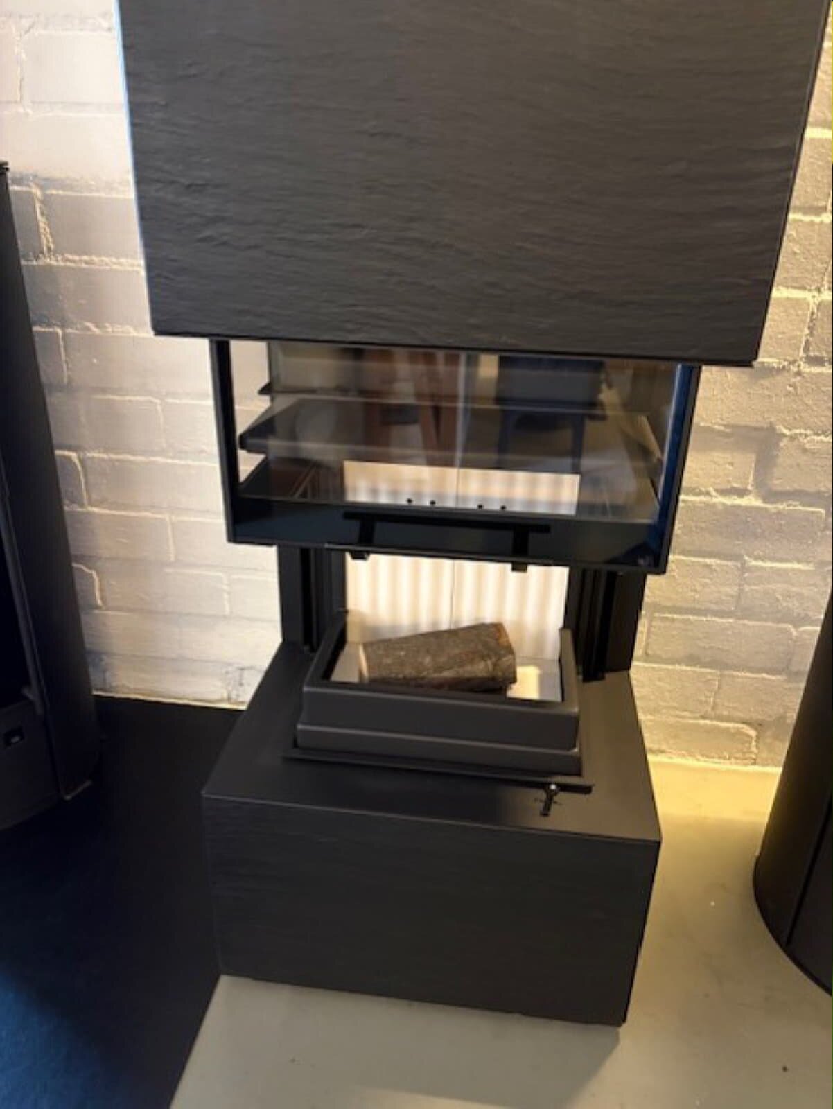 Kaminofen Oranier Bausatz Club UH-550 - 8 kW - conSTONE Schiefer - AUSSTELLUNGSSTÜCK