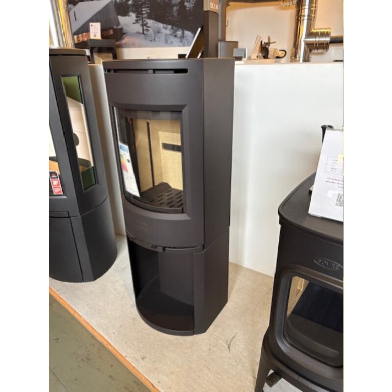 Kaminofen Gussofen Jotul F 134 - 4,7 kW - schwarz lackiert (BP) - AUSSTELLUNGSSTÜCK