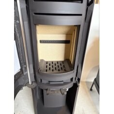 Kaminofen Gussofen Jotul F 134 - 4,7 kW - schwarz lackiert (BP) - AUSSTELLUNGSSTÜCK