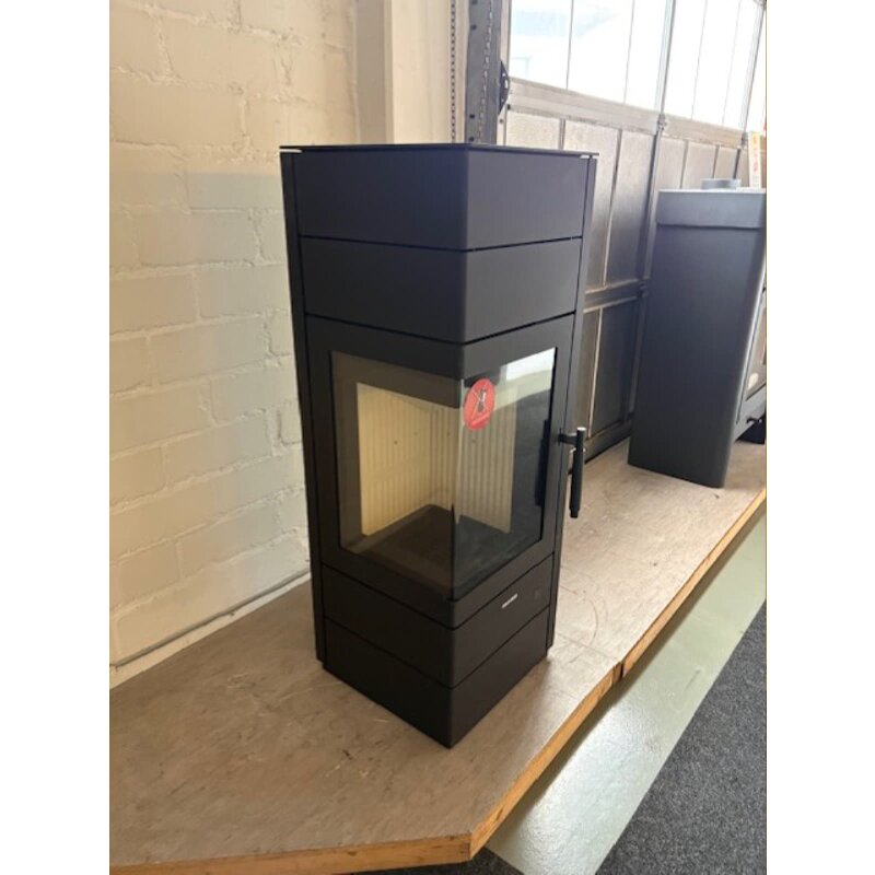 Kaminofen Oranier Mondego (W+) - 7 kW - AUSSTELLUNGSSTÜCK