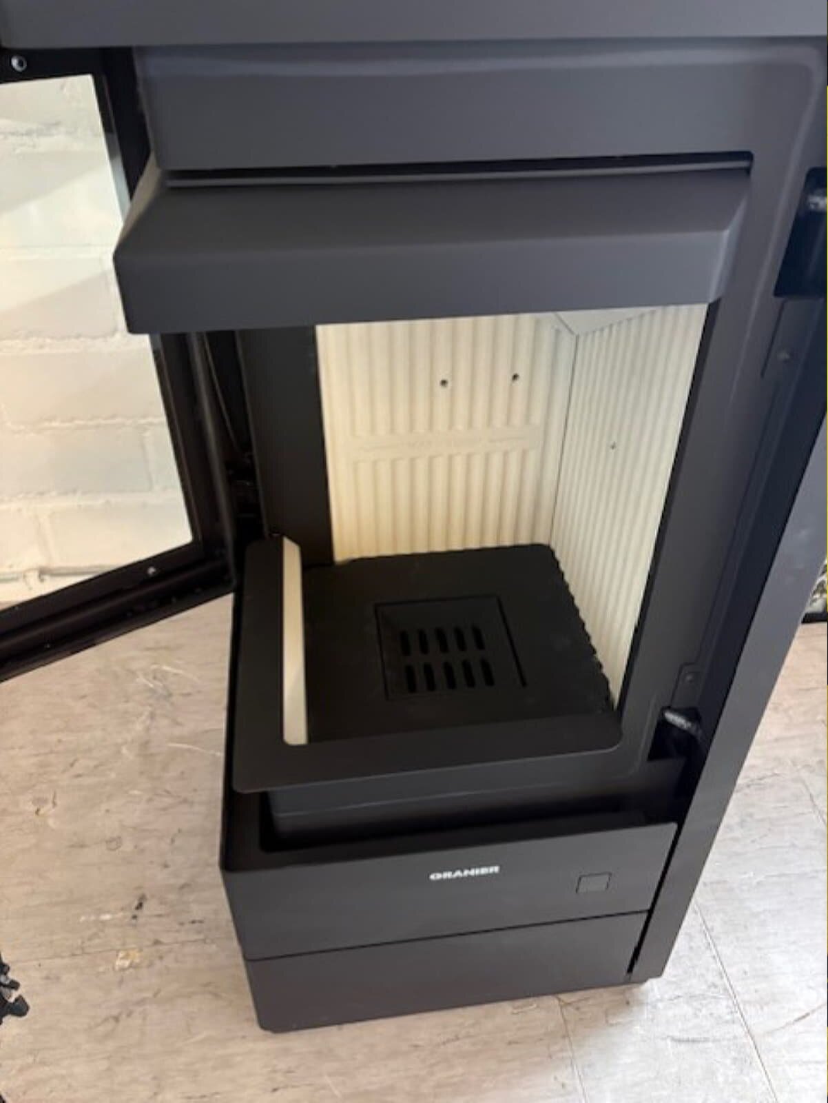 Kaminofen Oranier Mondego (W+) - 7 kW - AUSSTELLUNGSSTÜCK