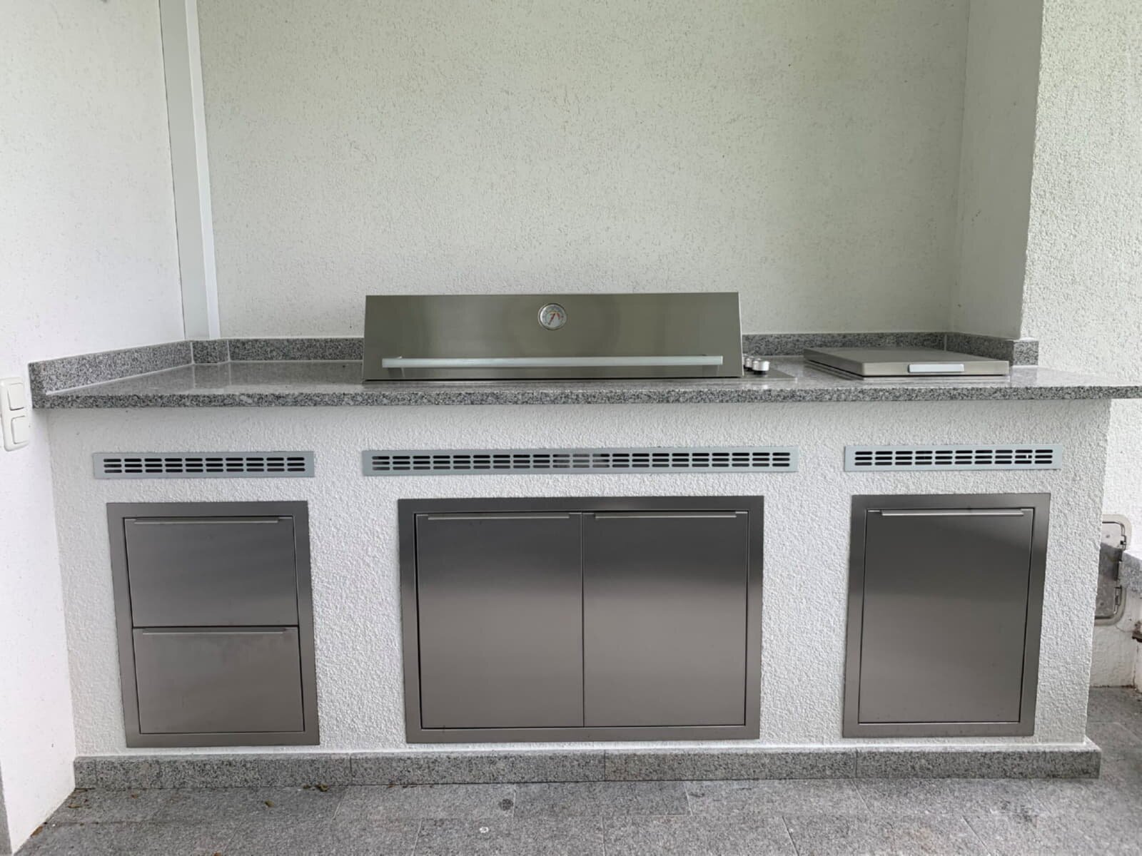 Vivandio Outdoorküche Einbau- Schublade belüftet