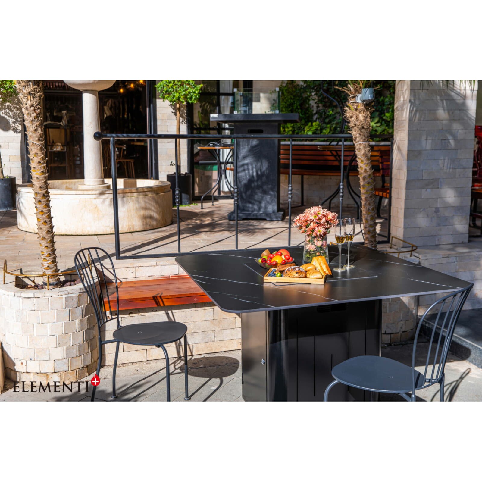 Gas Feuerstelle Elementi+ Esstisch Brugge, Bulgarien Schwarz