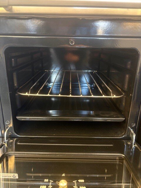 Wamsler Küchenherd K 128 F - Anschluss links, Stahlplatte - 7 kW - Schwarz- AUSSTELLUNGSSTÜCK