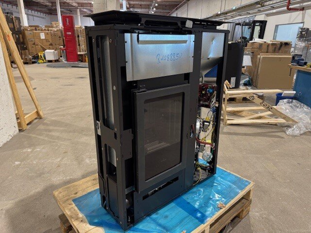 Pelletofen Edilkamin BLADE2 12 UP Stahl - 12,1 kW - B-WARE