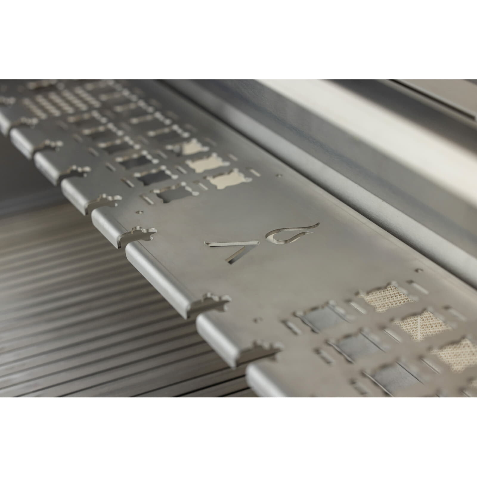 Everdure Einbau- Gasgrill Blaze 32" 4B Premium LTE+, Silber