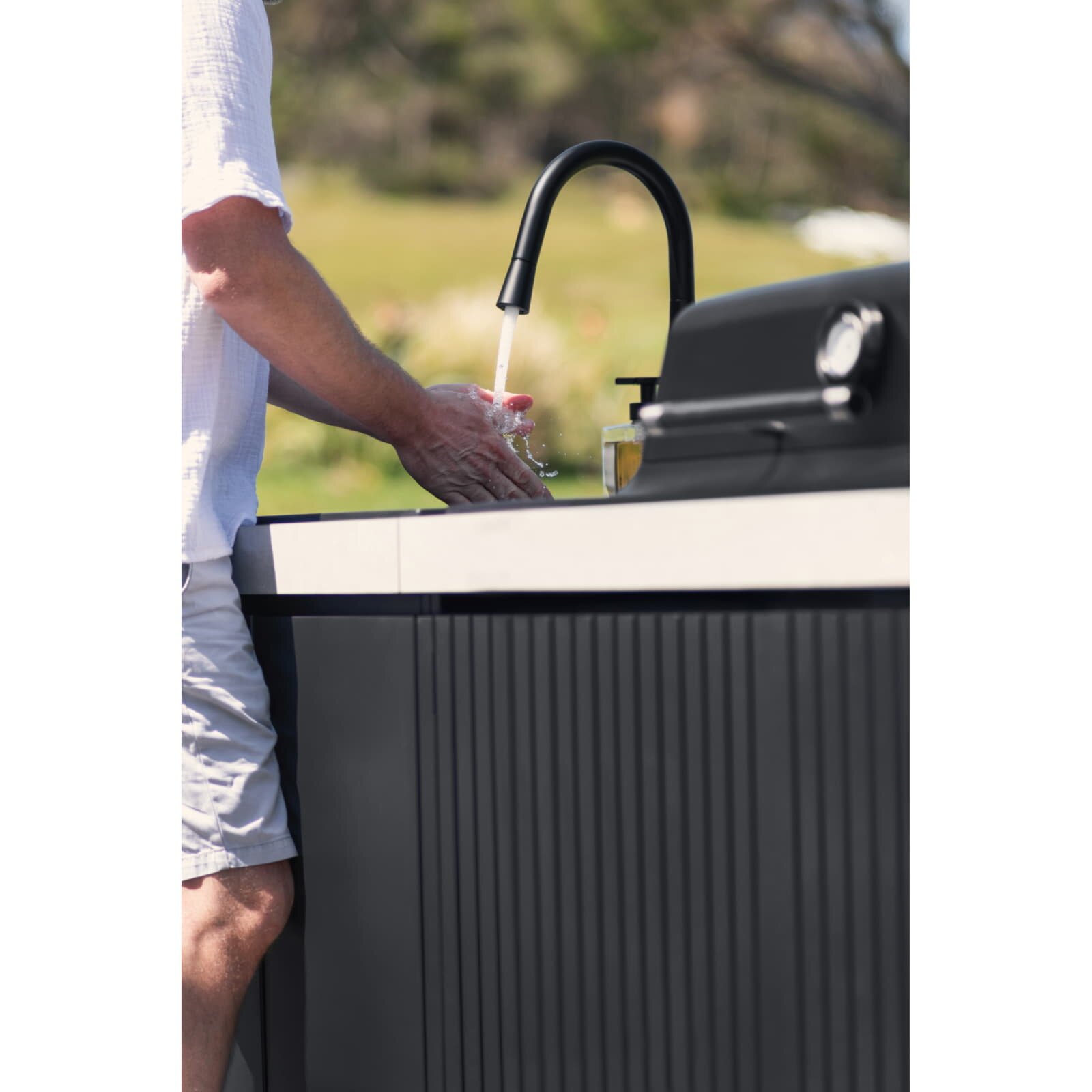 Everdure Seabreeze Outdoorküche Spülbecken- Modul inkl. Wasserhahn, Schwarz