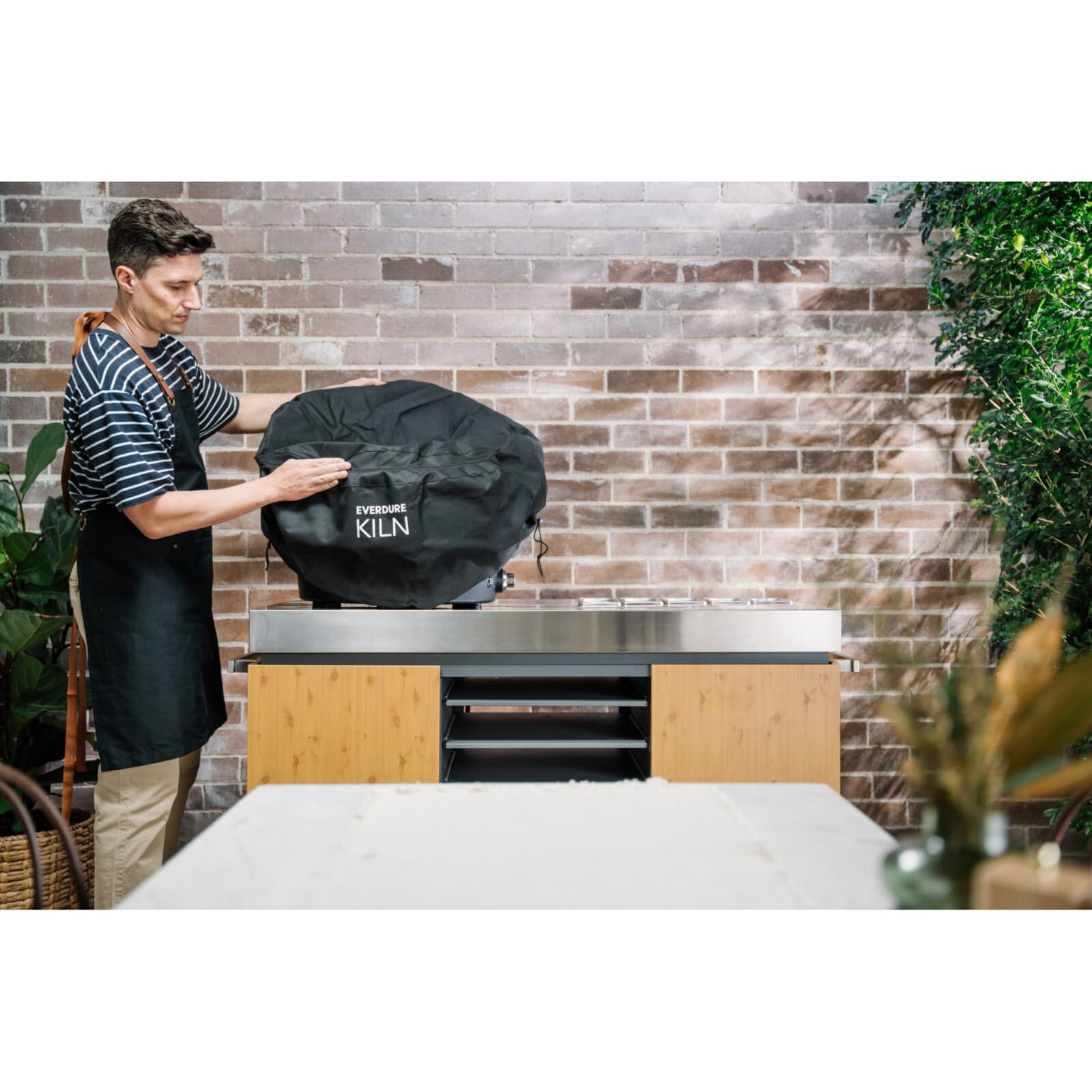 Everdure Abdeckhaube für KILN S, R, DR und P, Schwarz