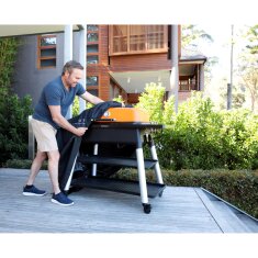 Gasgrill Everdure Furnace mit 3 Brennern