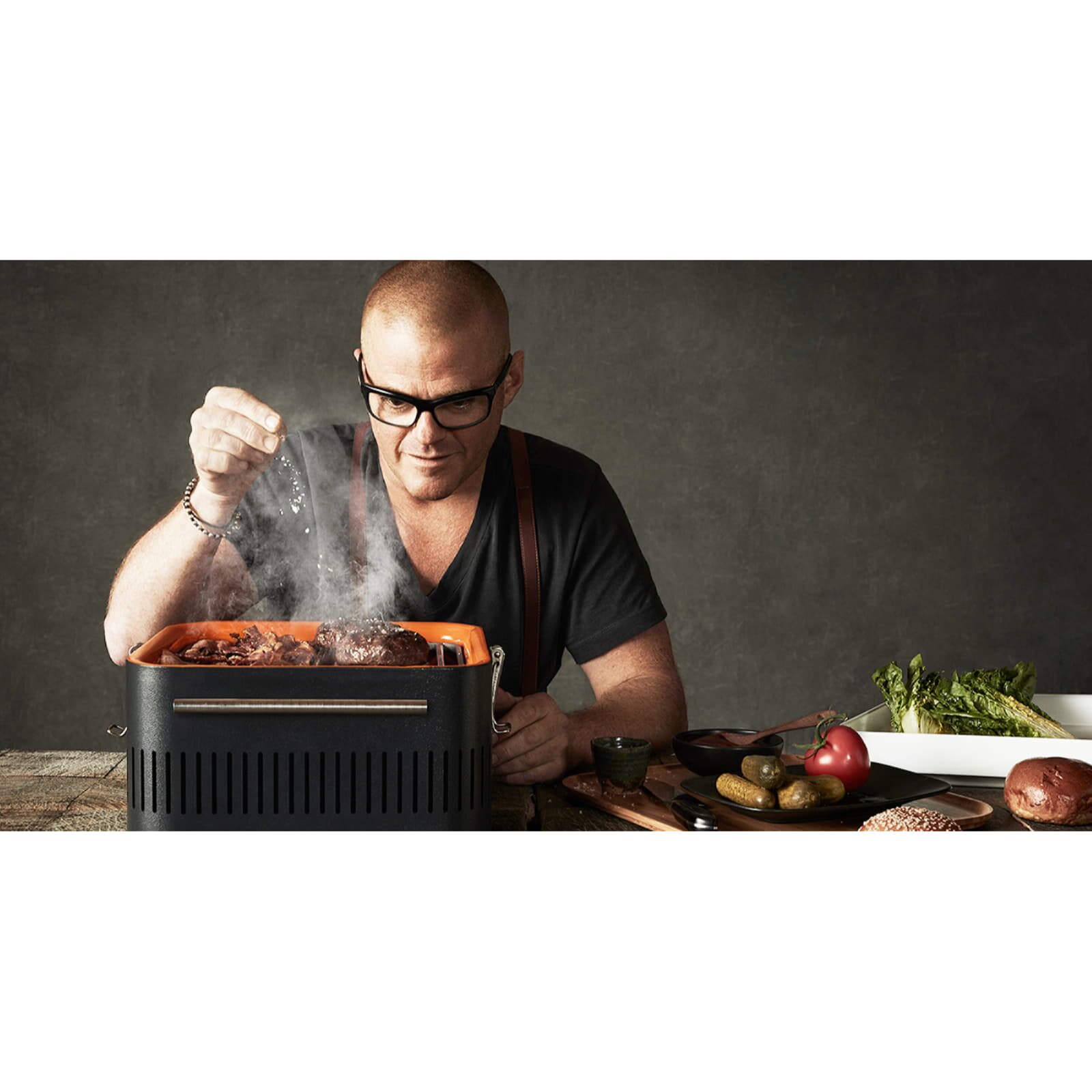 tragbarer Holzkohlegrill Everdure ehd Cube