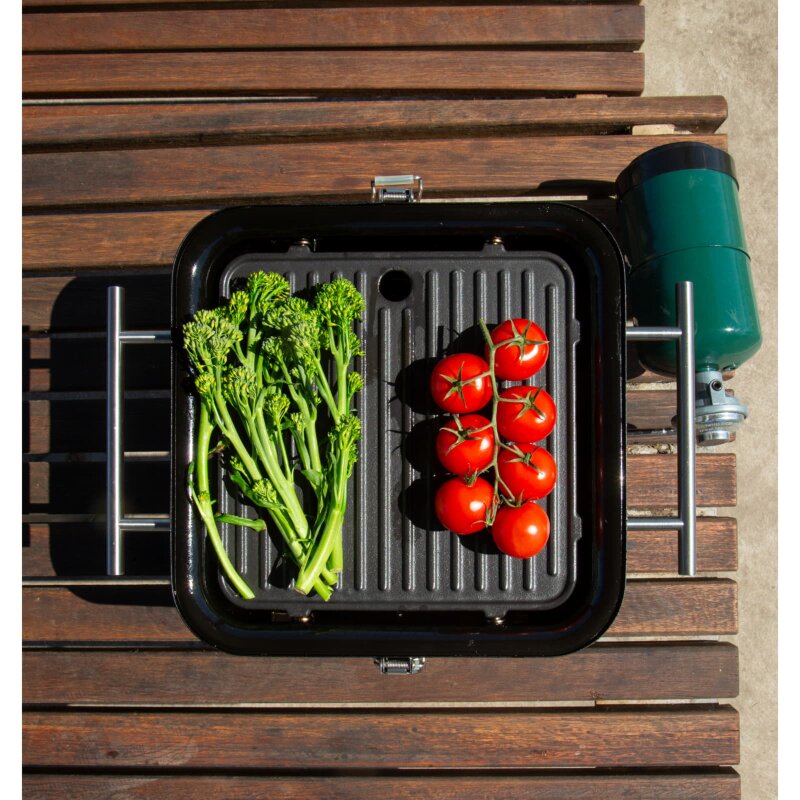 tragbarer Gasgrill Everdure ehd Cube ProFlame 360 mit Garhaube + Gusplatte, all Black
