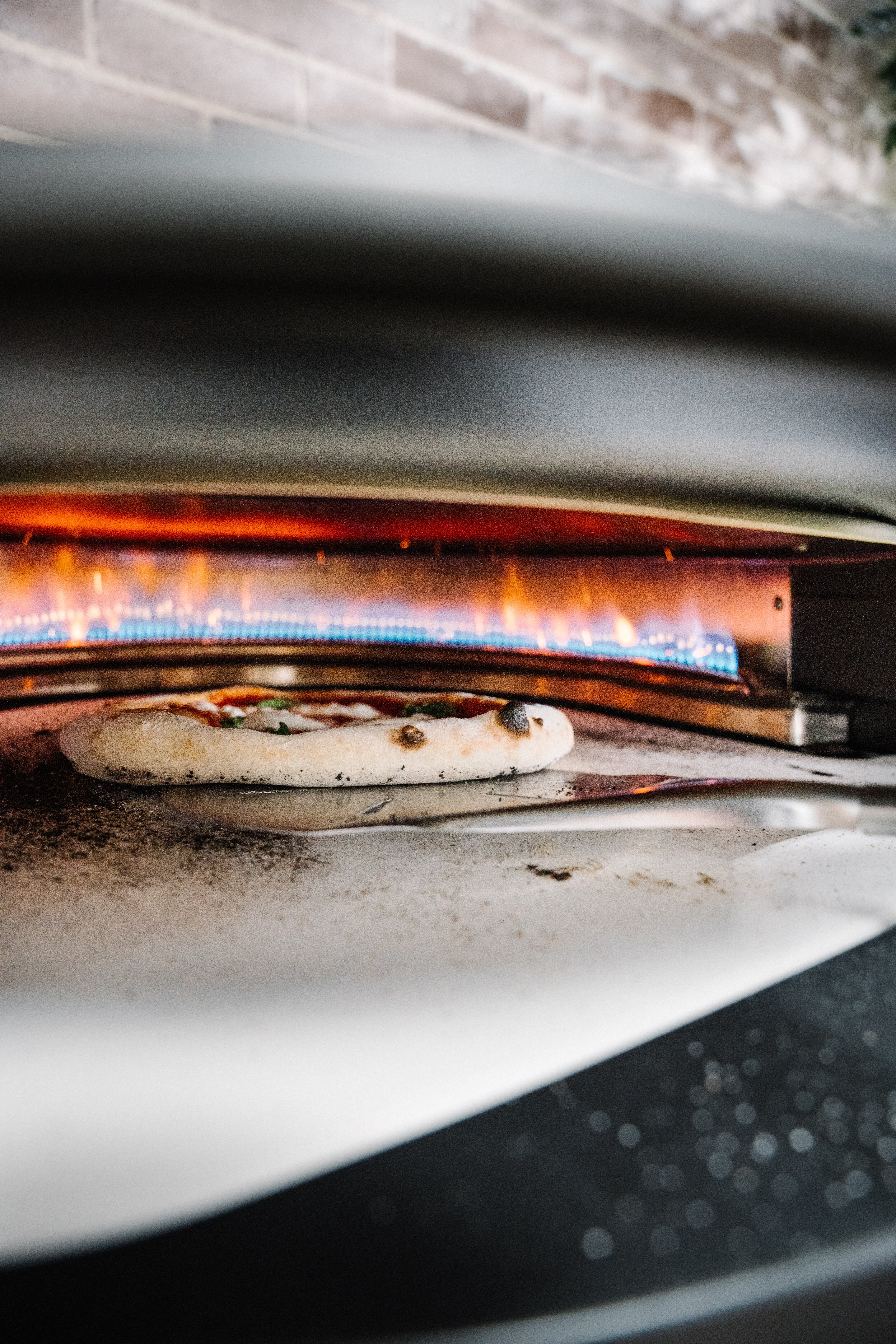 Everdure KILN Pizzawender, Aluminium perforiert