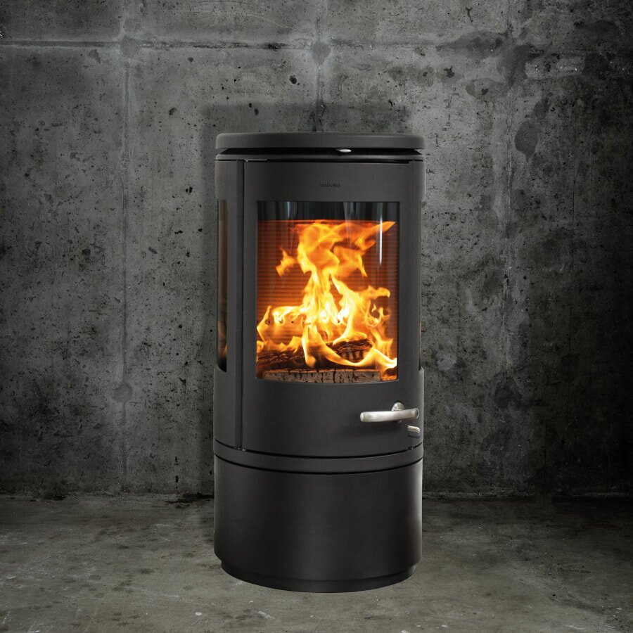 Kaminofen Gussofen Morsoe 7940 mit niedrigem Sockel - 7,3 kW